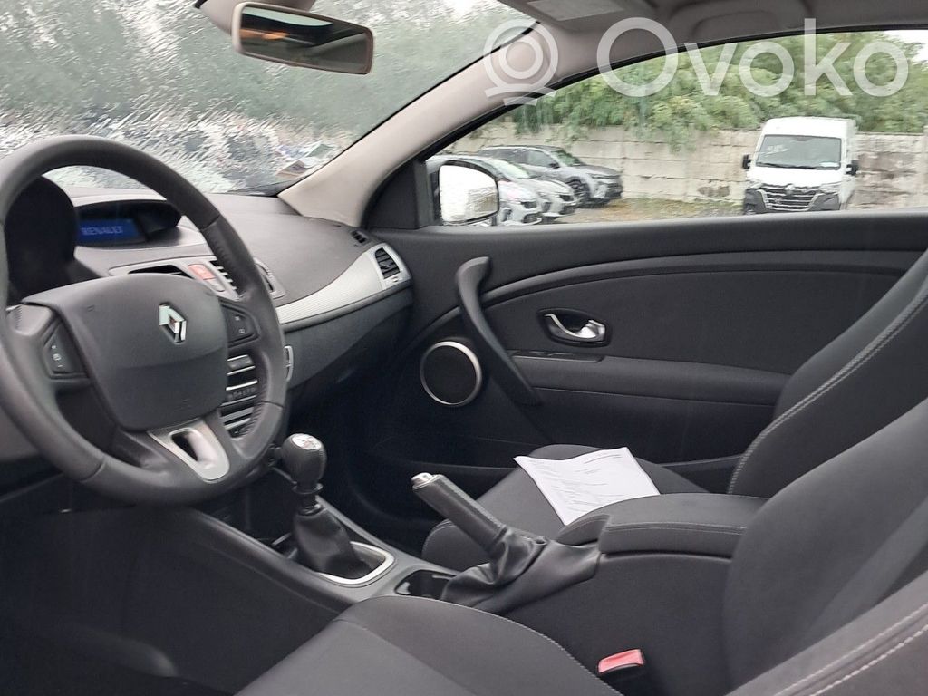 Megane III Megane  7701479016