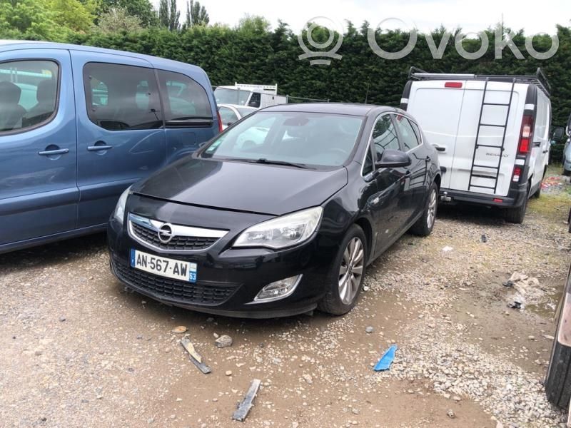 Astra J Astra  13351125