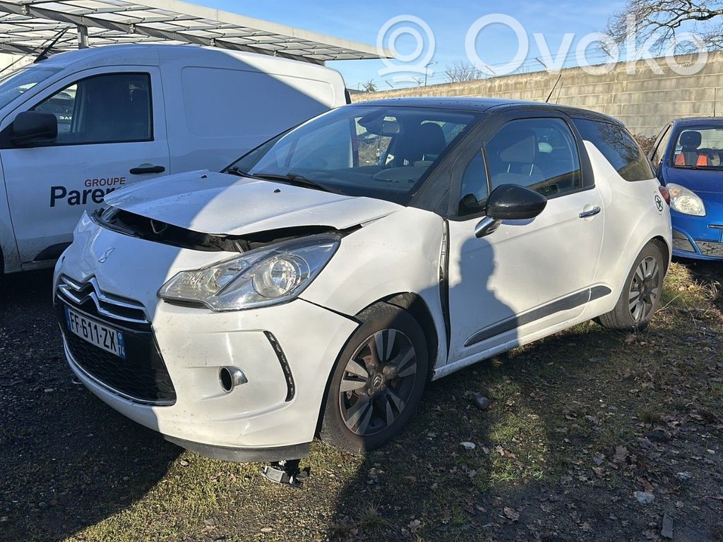 DS3 DS3  1607010780