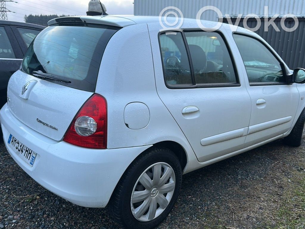 Clio II Clio  7701475835