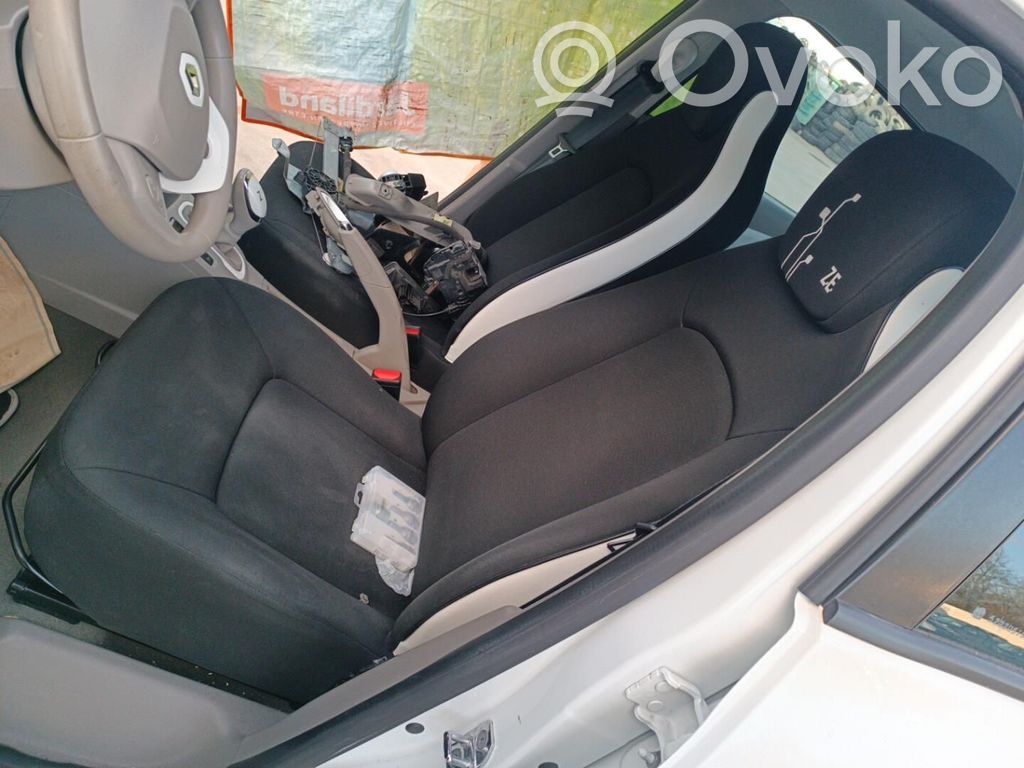Zoe Zoe  681006711R