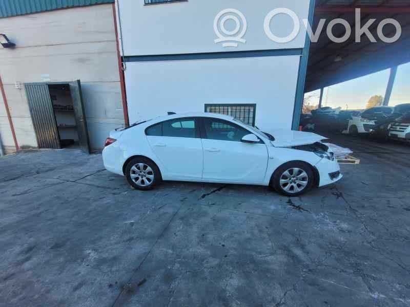 Insignia A Insignia  95525761