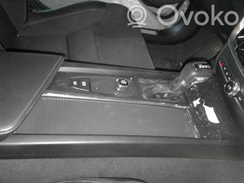 V60 V60, V60 Cross Country  32221650