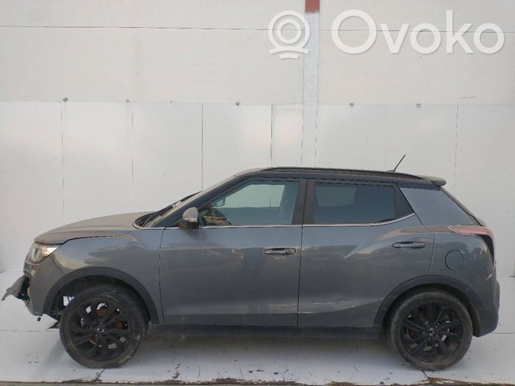 Tivoli Tivoli  A1751540102