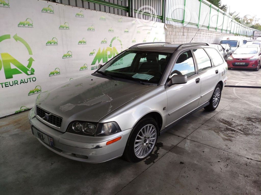 S40, V40 S40, V40
