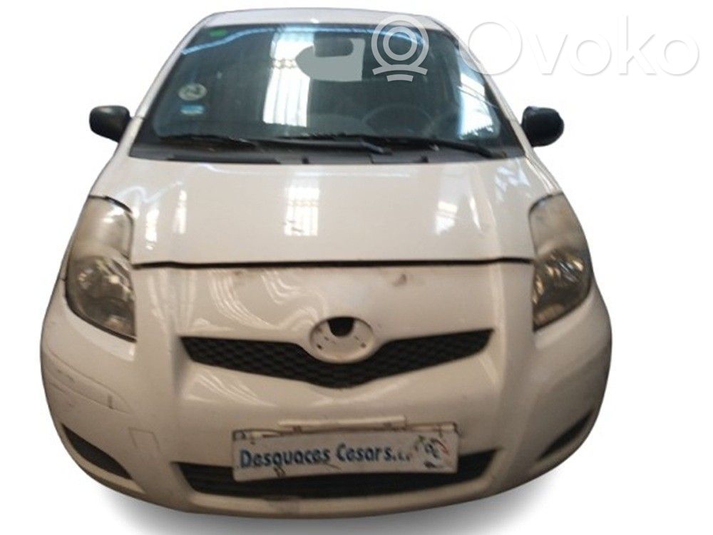Yaris Yaris  0281017134