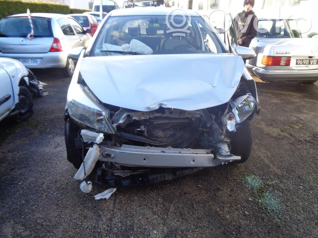 Yaris Yaris  846520D190