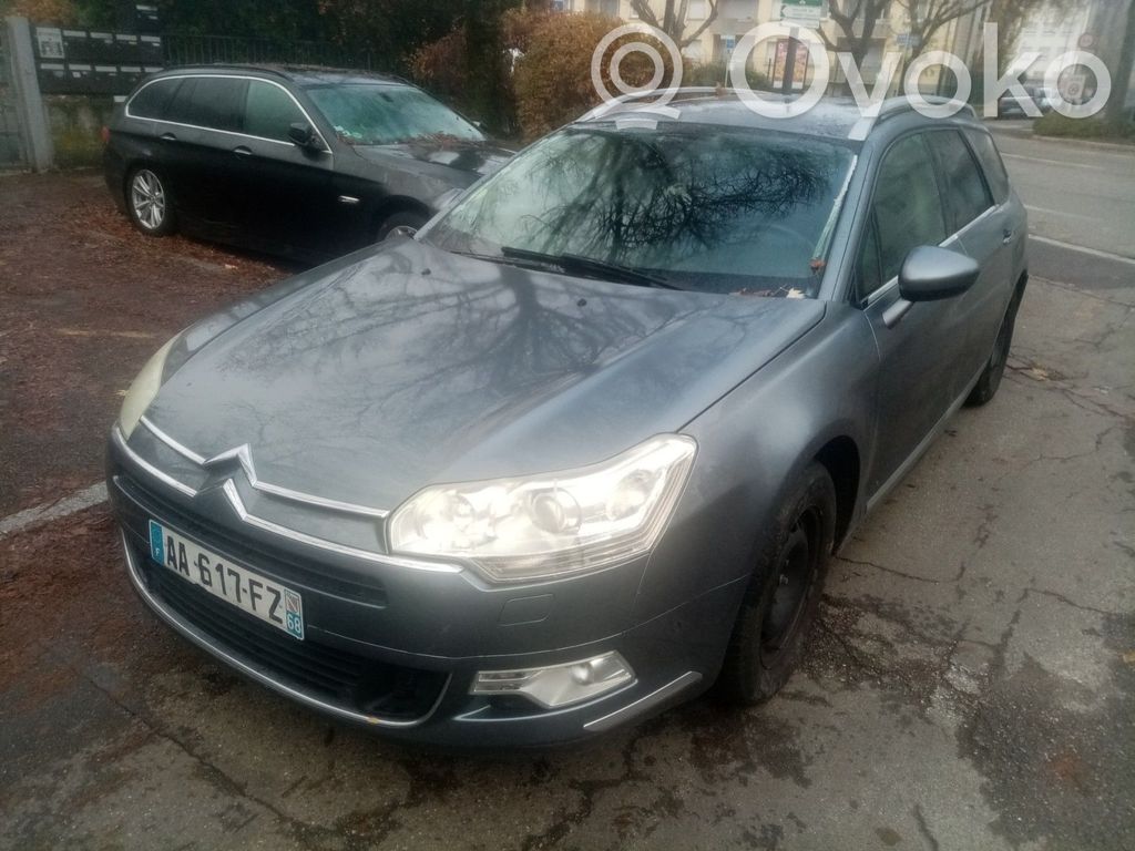 C5 C5, C5 Aircross  8153VT