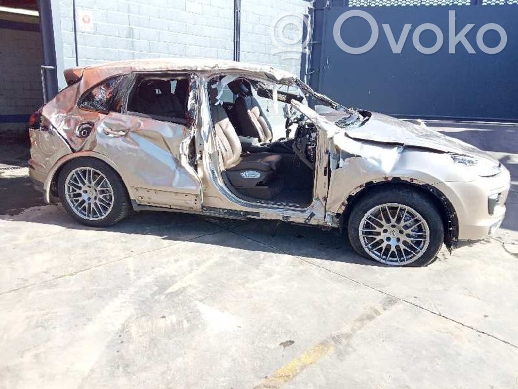 Cayenne (9Y0 9Y3) Cayenne  7PP953519