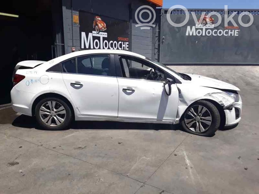 Cruze Cruze  13311080