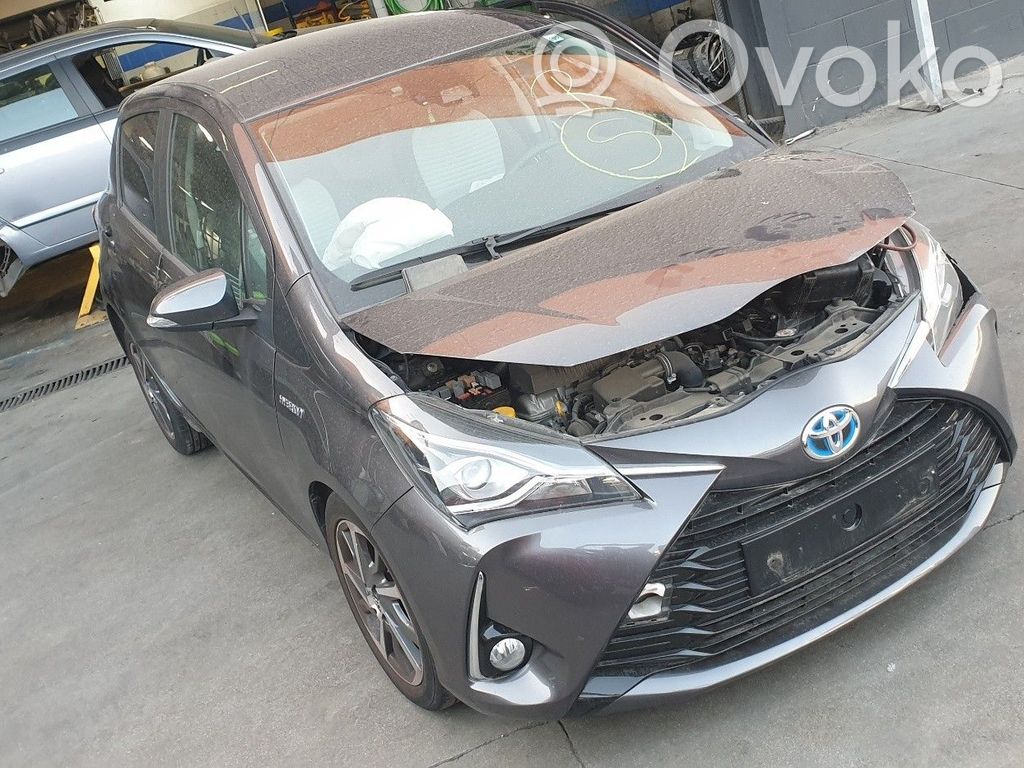 Yaris Yaris  112120M060