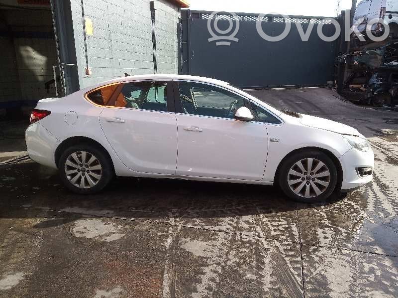 Astra J Astra  13370133