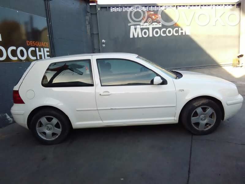 Golf SportWagen Golf  1J0407271F