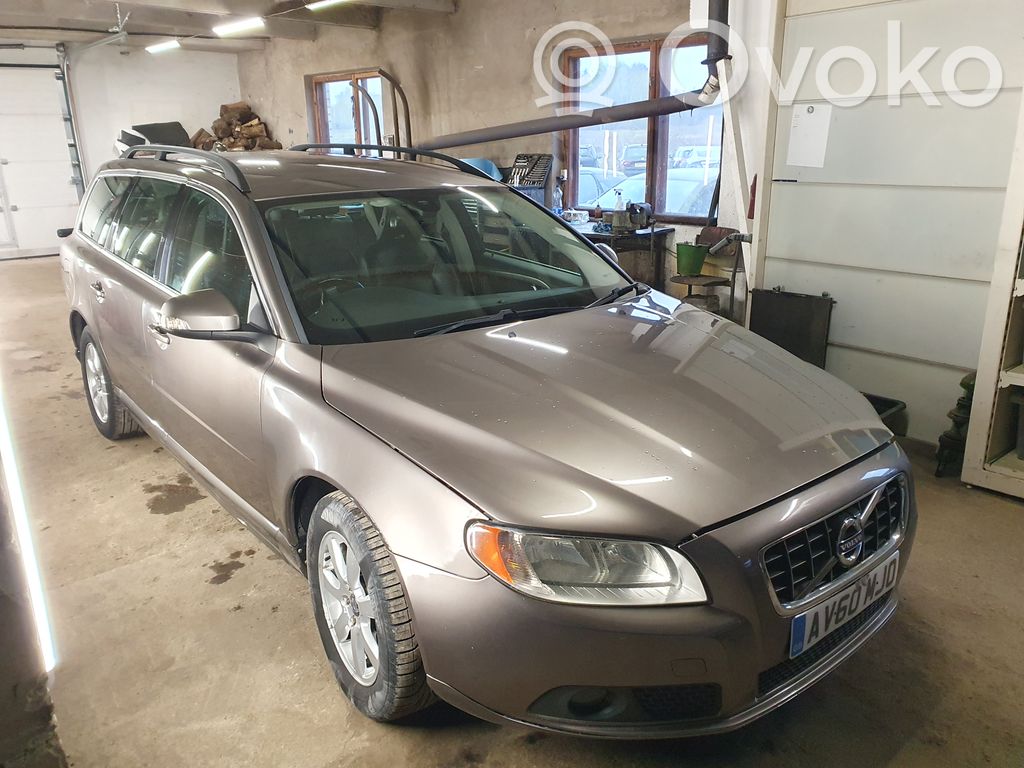 V70 S70, V70, V70 XC  D5204T