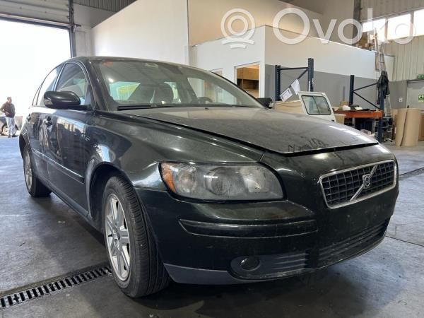 S40 S40, V40