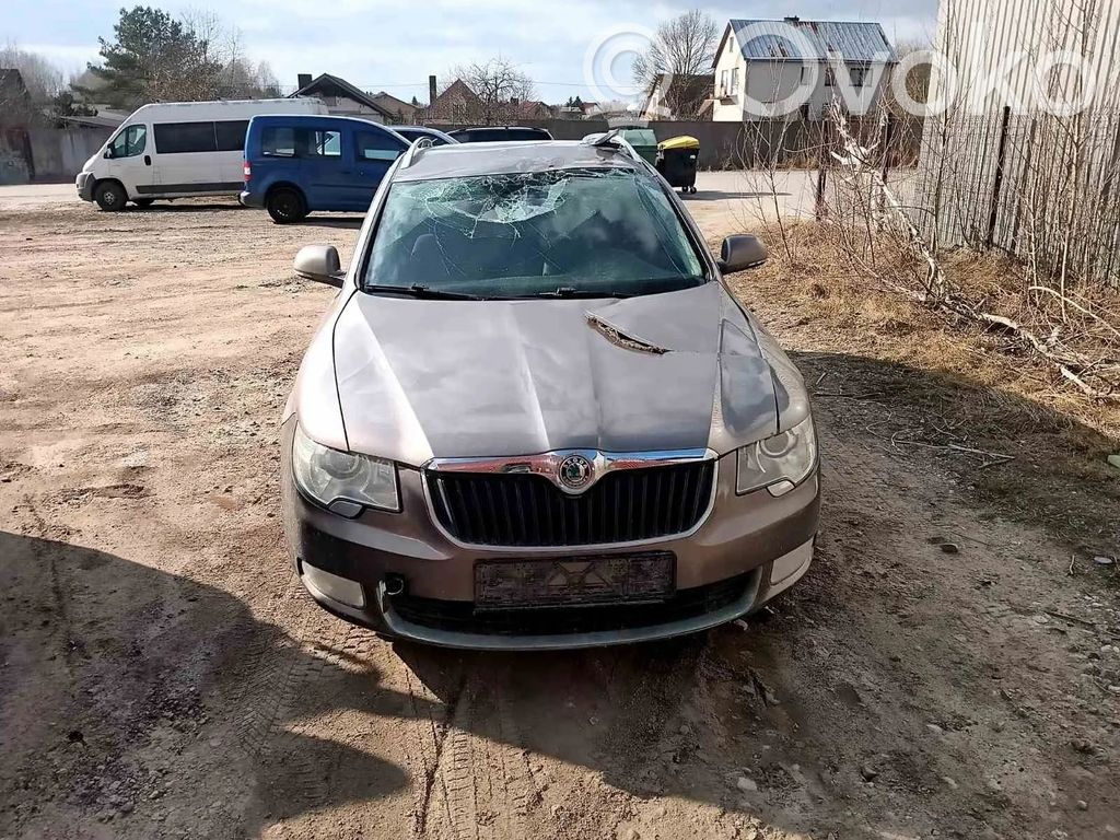 Superb B6 (3T) Superb  CFFB