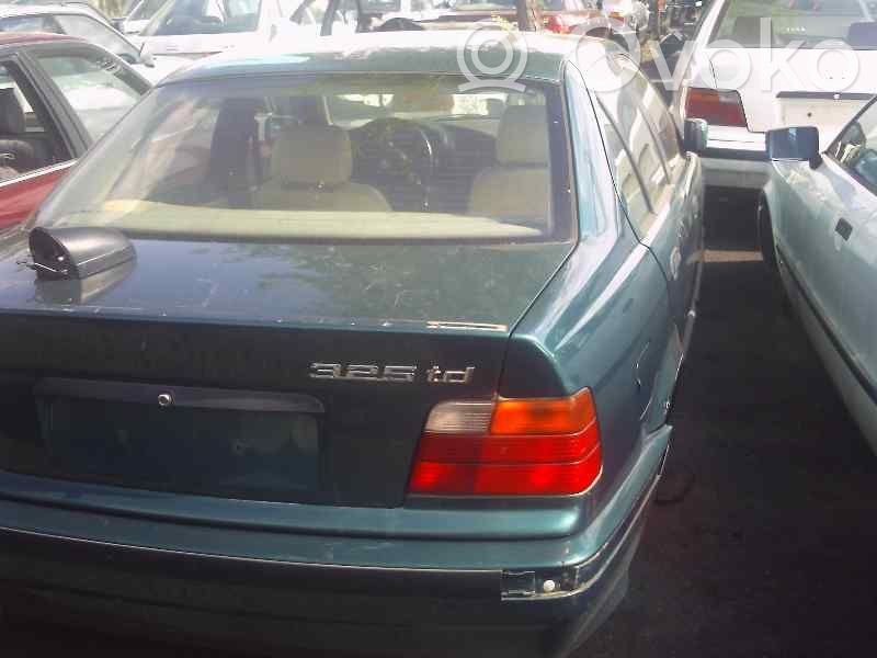 3 E30 Series 3  2243259