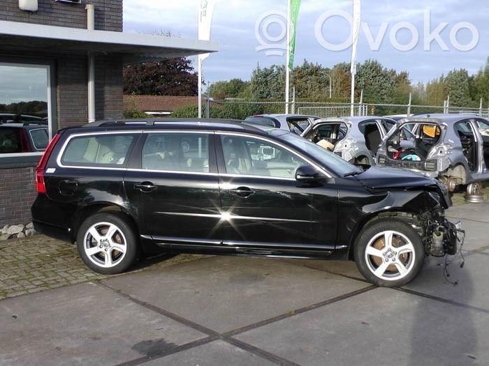 V70 S70, V70, V70 XC  30784510