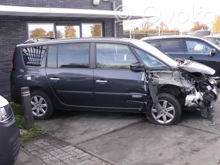 Espace IV Espace  8200795452A