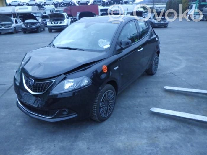 Ypsilon Ypsilon