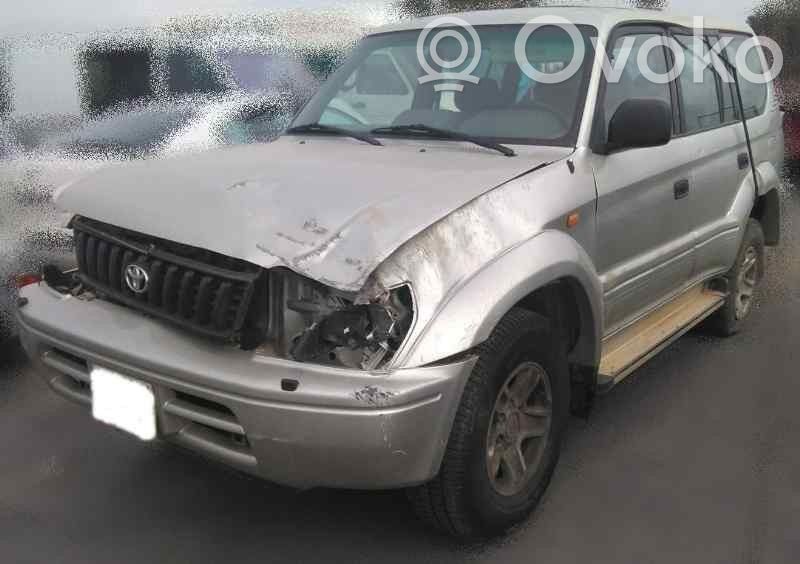 Land Cruiser (J100) Land Cruiser