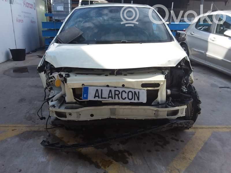 Twingo II Twingo  8200410267