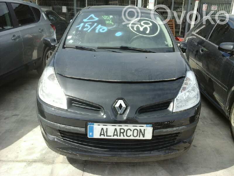 Clio II Clio  8200294229