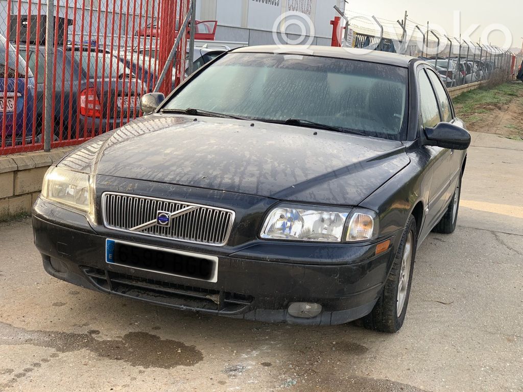 S80 S80  8679352