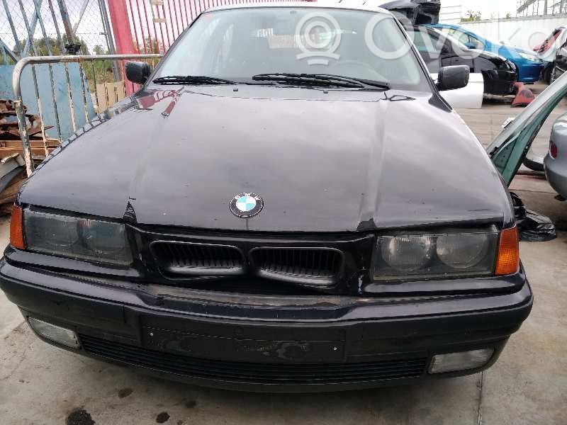 3 E36 Series 3  41518233864