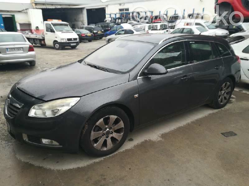 Insignia A Insignia  13305523