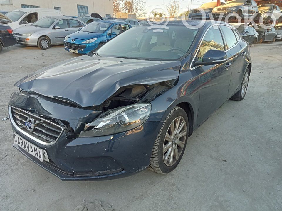 V40 S40, V40  31406537