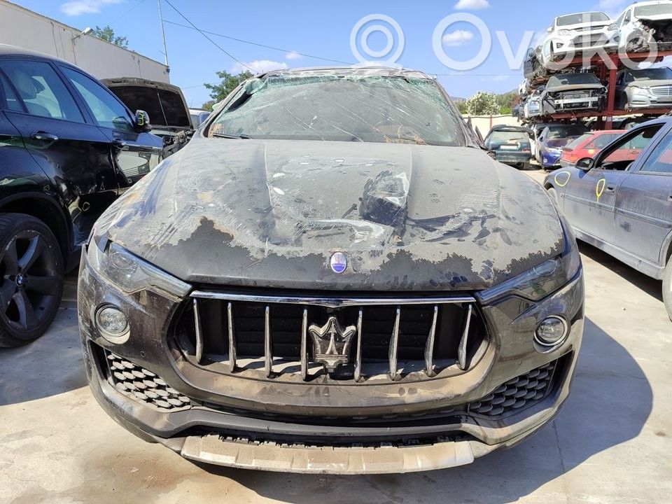 Levante Levante  P68194120AB