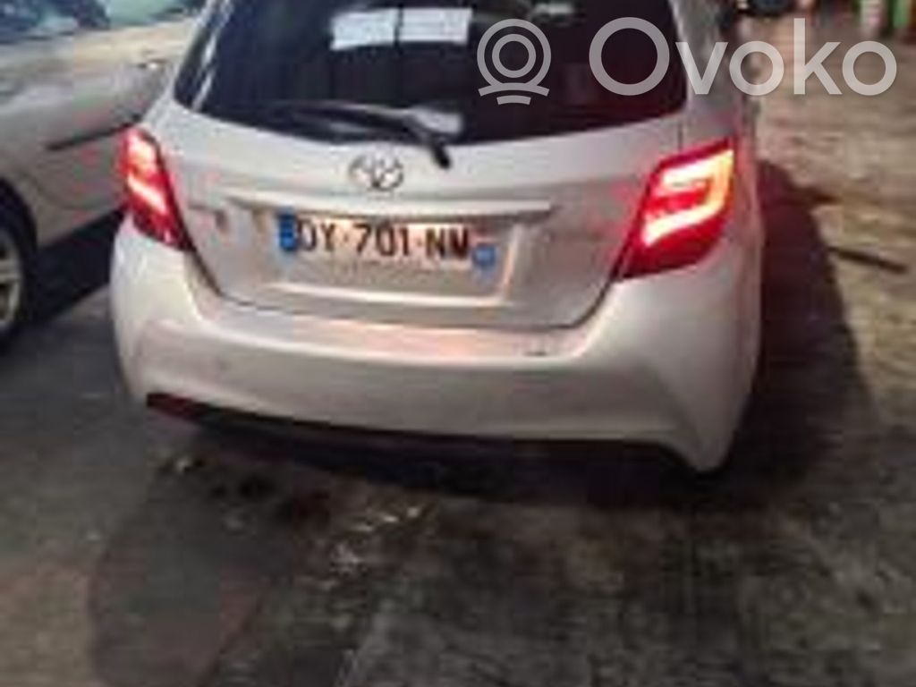 Yaris Yaris  883100D400