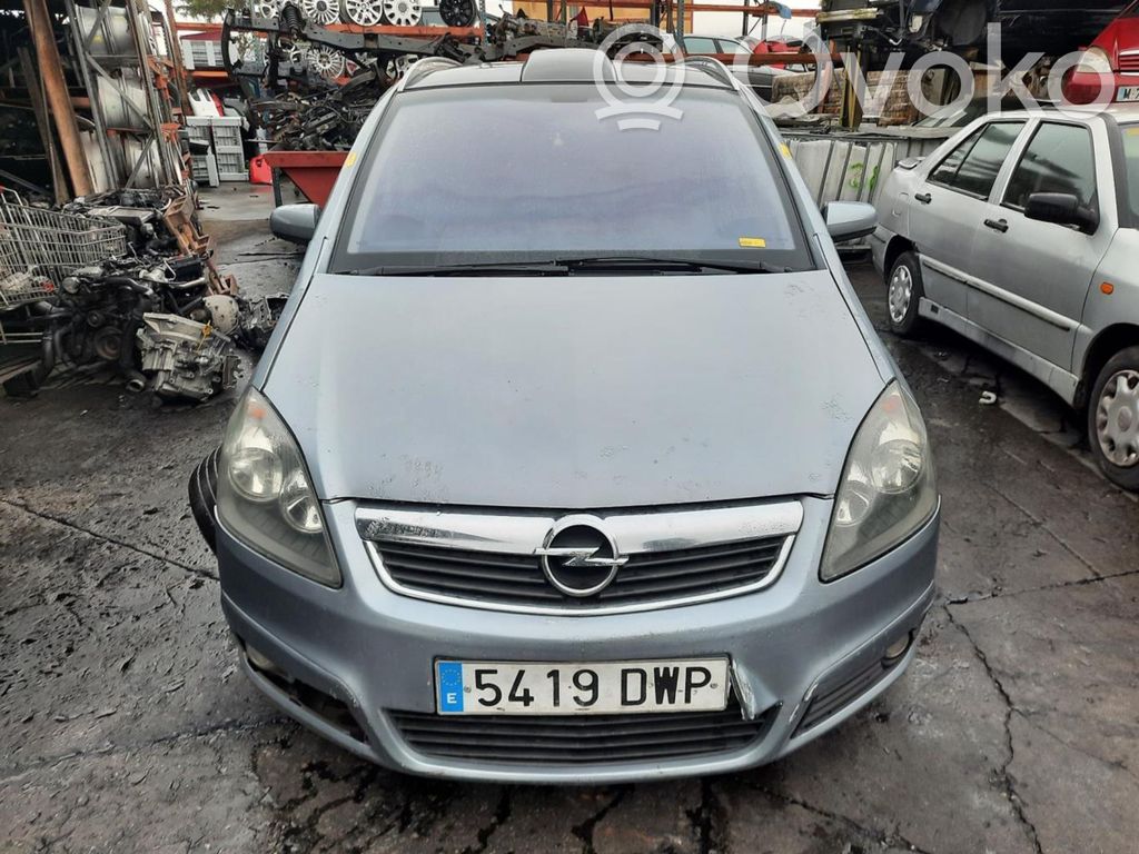 Zafira B Zafira  M32