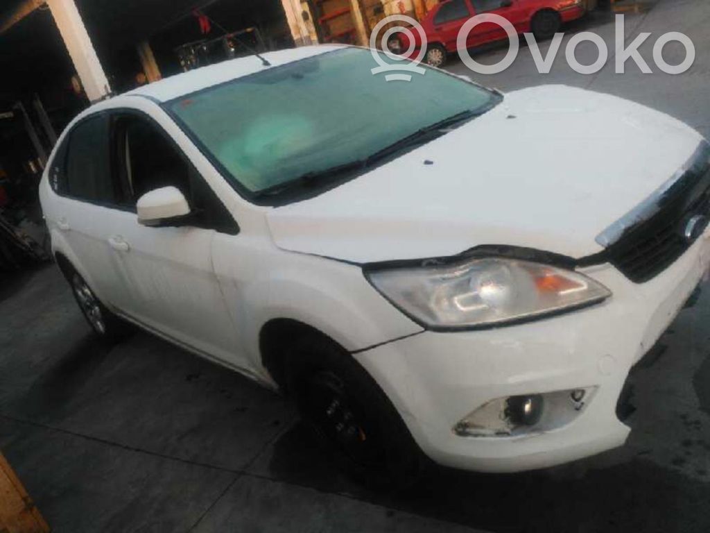 Focus Focus  1682876