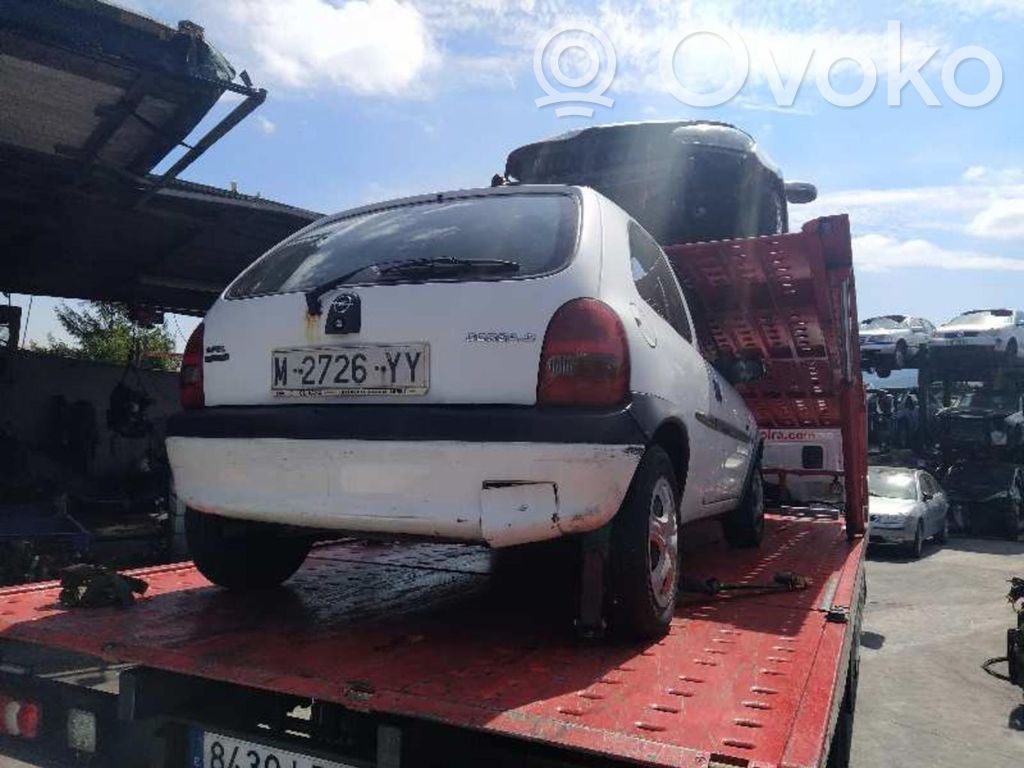 Corsa B Corsa  22107719