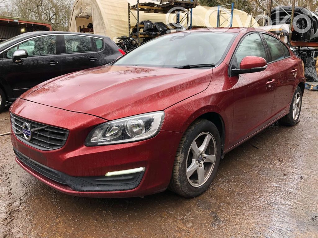 S60 S60  D31433040