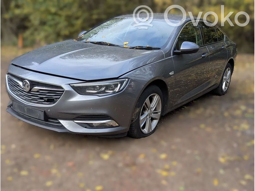 Insignia B Insignia  55502863