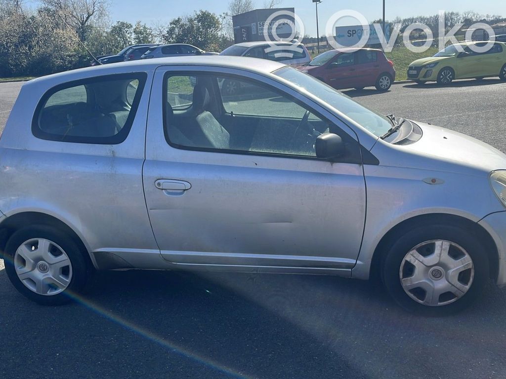 Yaris Yaris  270600J040