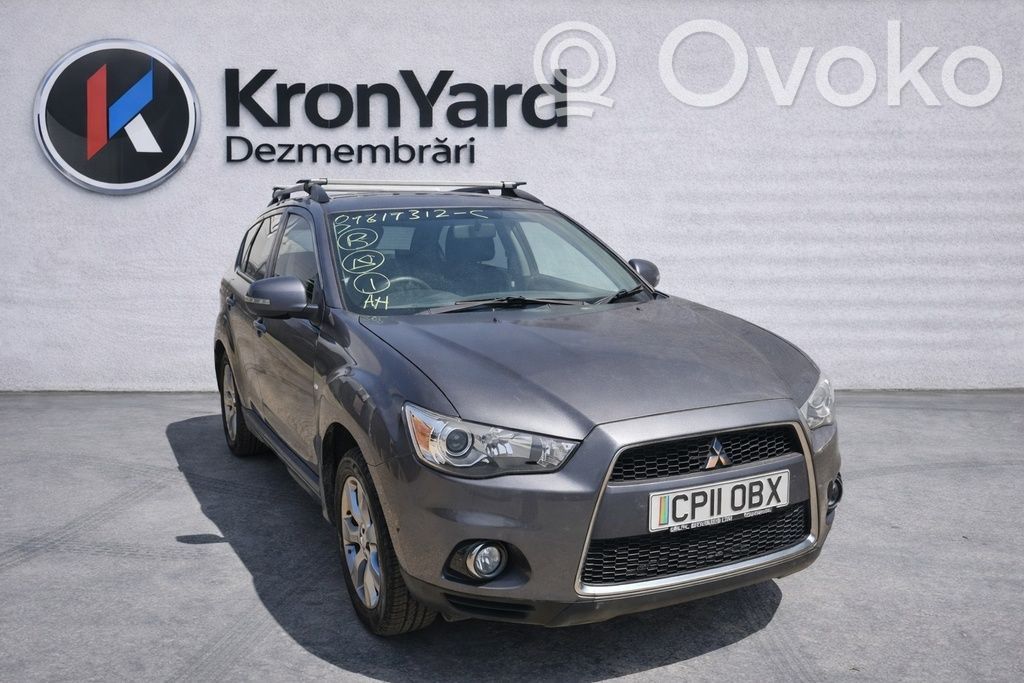 Outlander Outlander  5730B389