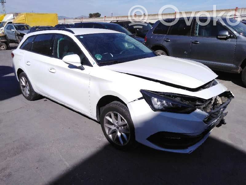 Leon IV Leon  05L907807J
