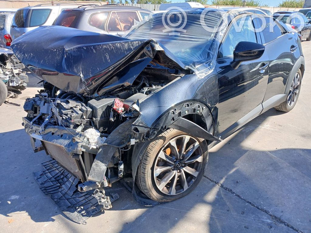 CX-3 CX-3  DB2W