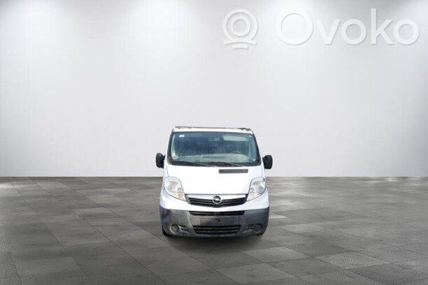 Vivaro Vivaro  820822