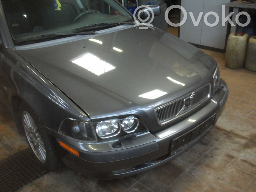 S40, V40 S40, V40