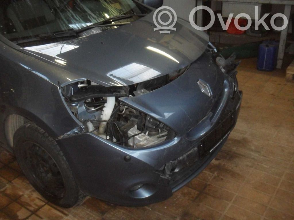 Clio III Clio  7701477386