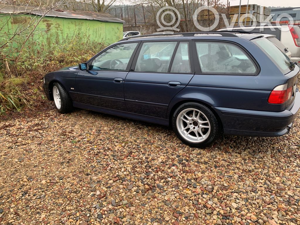 5 E39 Series 5  8375840
