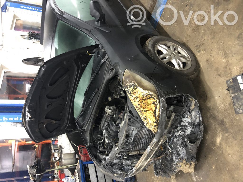 Clio III Clio  8200289945