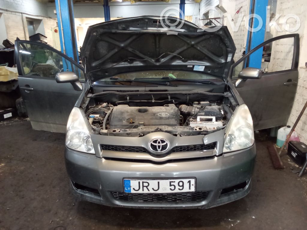 Corolla Verso AR10 Corolla Verso  6842D57B