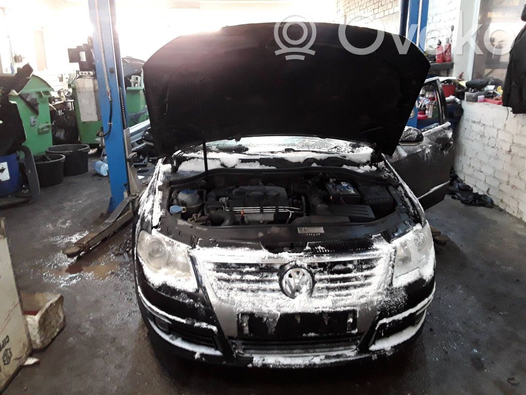 PASSAT B6 Passat  3C0145803E