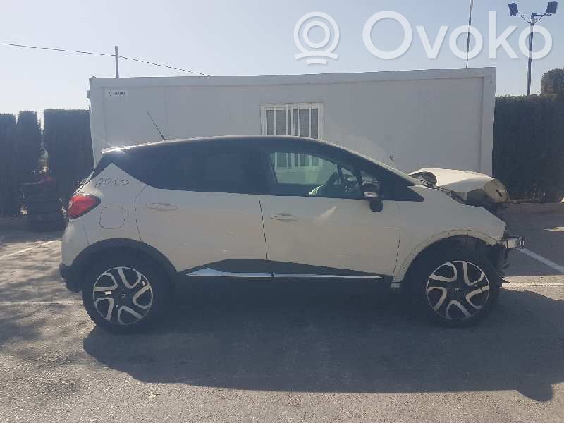 Clio IV Clio  233000557R